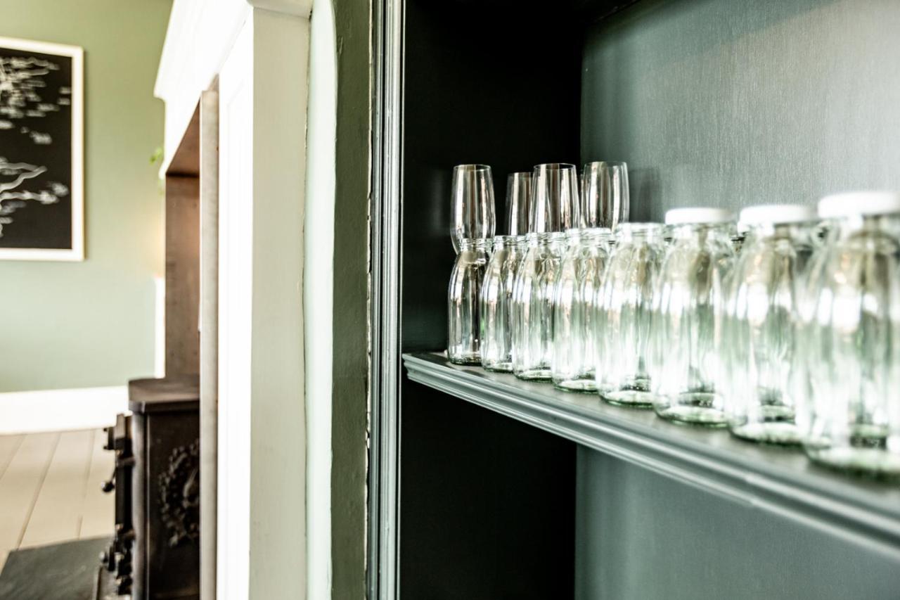 Bed and Breakfast The Old Vicarage Moylgrove Екстер'єр фото